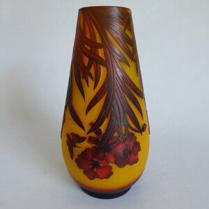 VINTAGE ART NOUVEAU EMILE GALLE STYLE CAMEO GLASS FLOWER BUTTERFLIES VASE